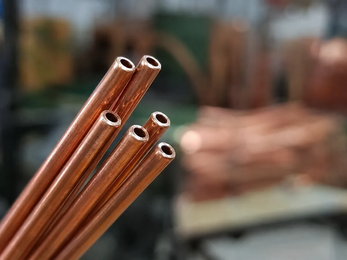 Small-diameter OD 6 mm copper tube ends close-up